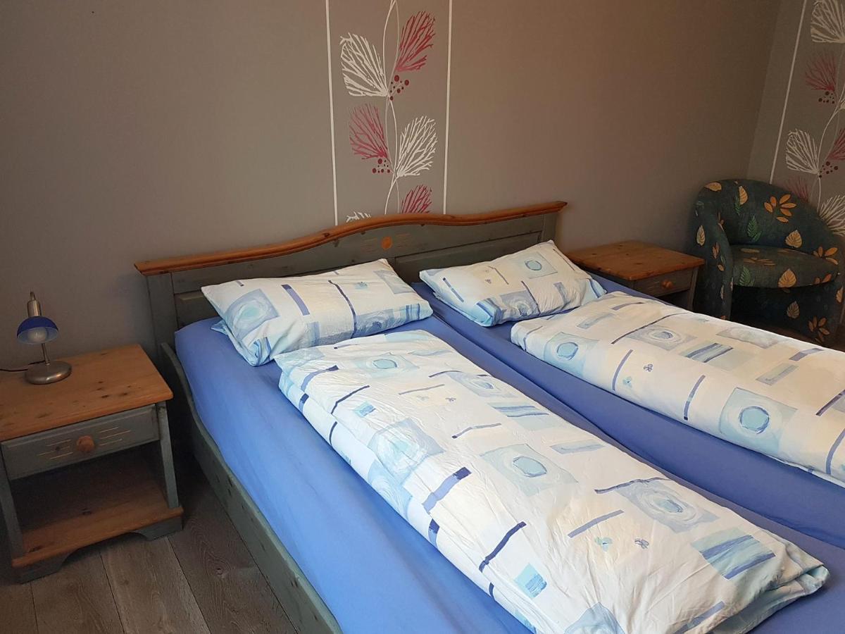 Monteurwohnungen Goeb - Nicht Fuer Urlaubsgaeste Geisa Buitenkant foto