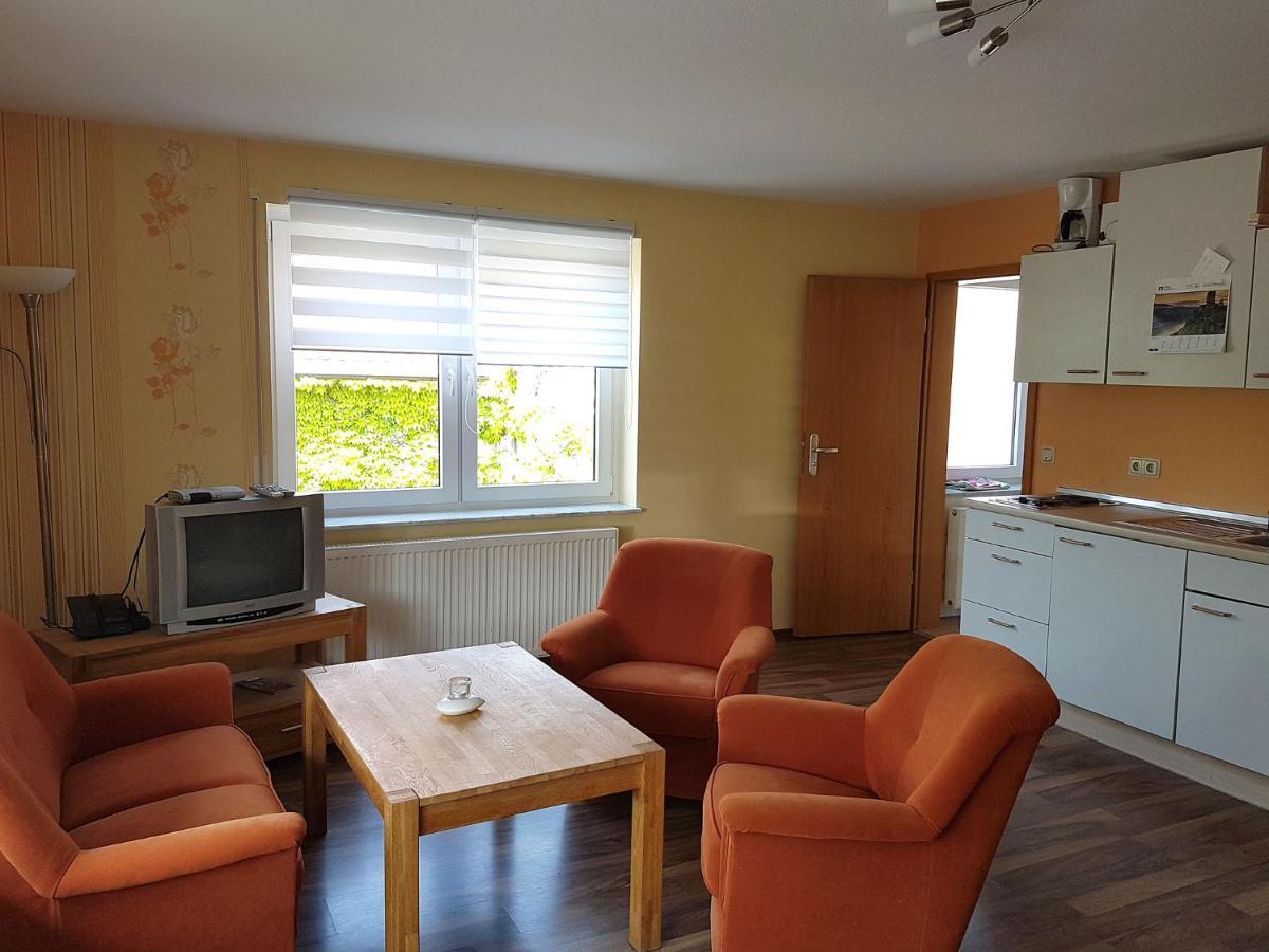 Monteurwohnungen Goeb - Nicht Fuer Urlaubsgaeste Geisa Buitenkant foto