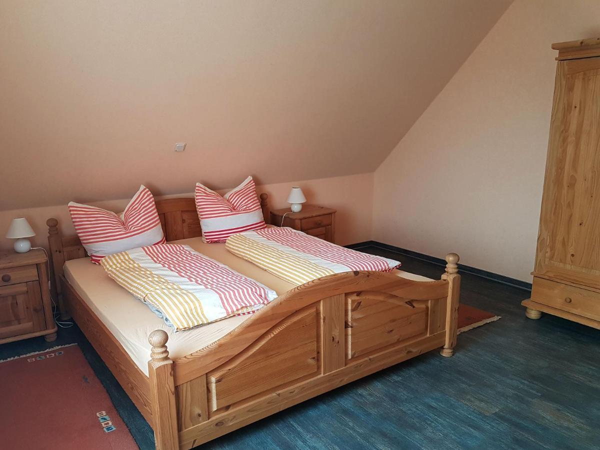 Monteurwohnungen Goeb - Nicht Fuer Urlaubsgaeste Geisa Buitenkant foto